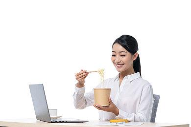 《怪物猎人物语》PS4版下载大小公布 6月12日开启预载